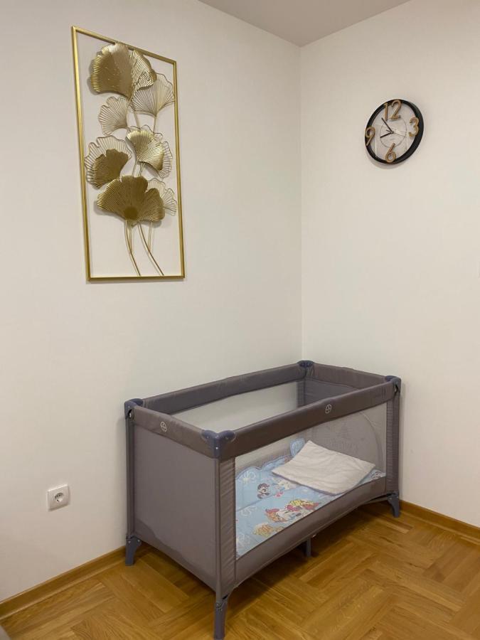 Pahuljica Apartment *